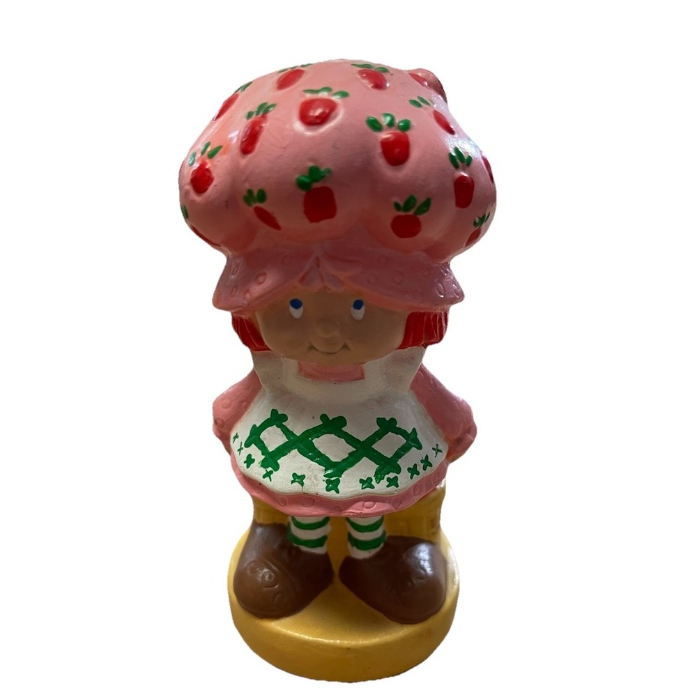 Vintage 1980's Strawberry Shortcake 5" Hand Painted Ceramic Figurine
